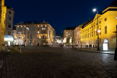 Adventabend in der Wiener Innenstadt, coronavirusbeding sind wenig Menschen unterwegs