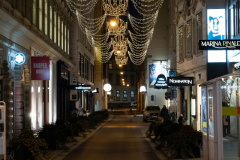 Adventabend in der Wiener Innenstadt, coronavirusbeding sind wenig Menschen unterwegs